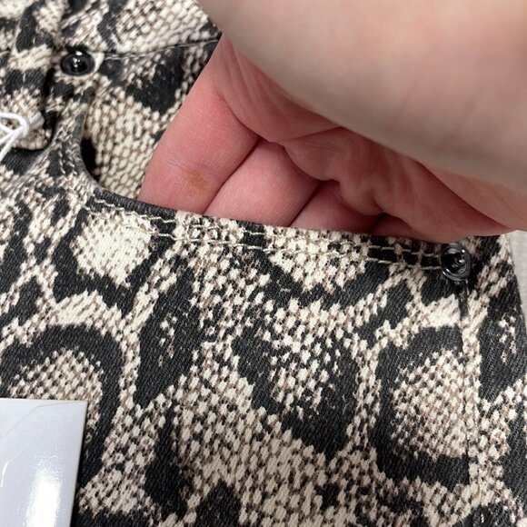 Good American Good Legs Jeans NWT Skinny Snake Skin Gray Size 2 / 26 - Picture 7 of 13